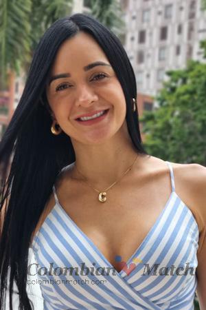 218246 - Claudia Age: 40 - Colombia