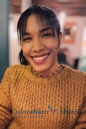 218451 - Derlyn Age: 32 - Colombia