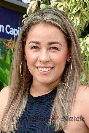 219486 - Greys Age: 48 - Colombia