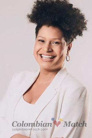 219494 - Greicy Age: 38 - Colombia
