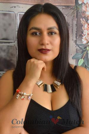 219502 - Yuliana Age: 34 - Peru