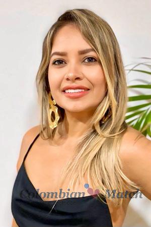 219933 - Paola Age: 38 - Colombia