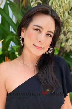 220032 - Ruth Age: 47 - Colombia