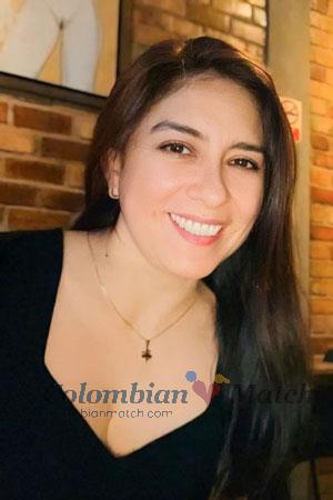 220409 - Marixa Age: 44 - Peru