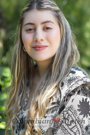 220832 - Daniela Age: 28 - Colombia