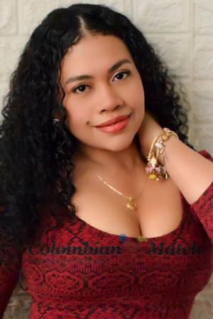 221184 - Carolina Age: 34 - Peru