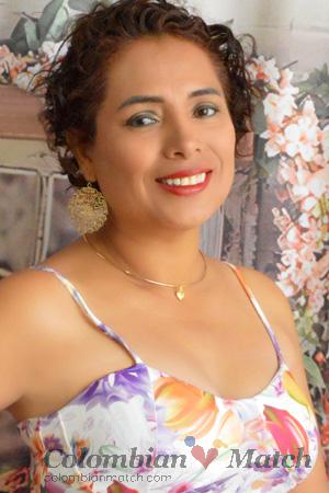 221244 - Wieslava Age: 44 - Peru