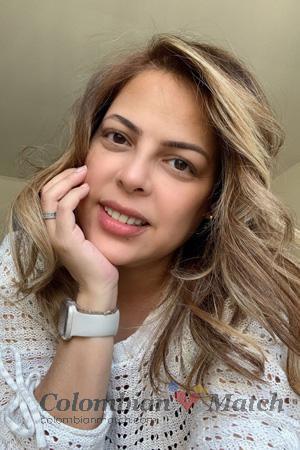 221326 - Claudia Age: 46 - Colombia