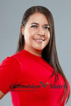 223588 - Yerlin Age: 49 - Costa Rica