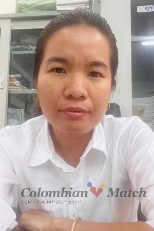 224007 - Theary Age: 40 - Cambodia