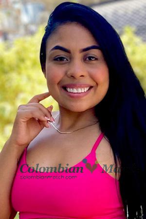 224141 - Daniela Age: 29 - Colombia