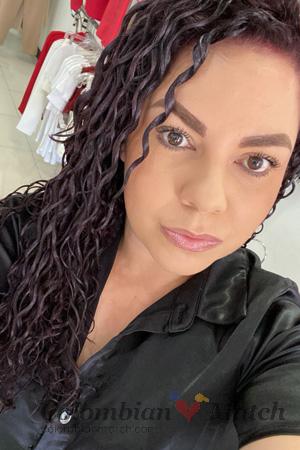 224155 - Silvia Age: 36 - Costa Rica