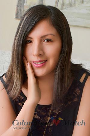 225120 - Lady Age: 37 - Peru