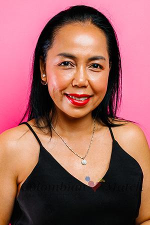 227139 - Oumaim Age: 46 - Thailand