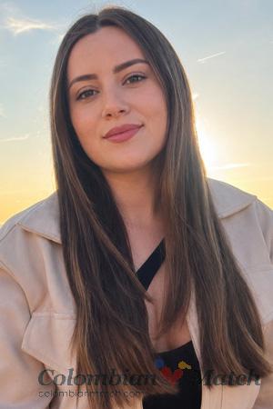 227508 - Laura Age: 26 - Colombia
