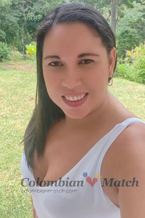 229344 - Jenny Age: 40 - Costa Rica